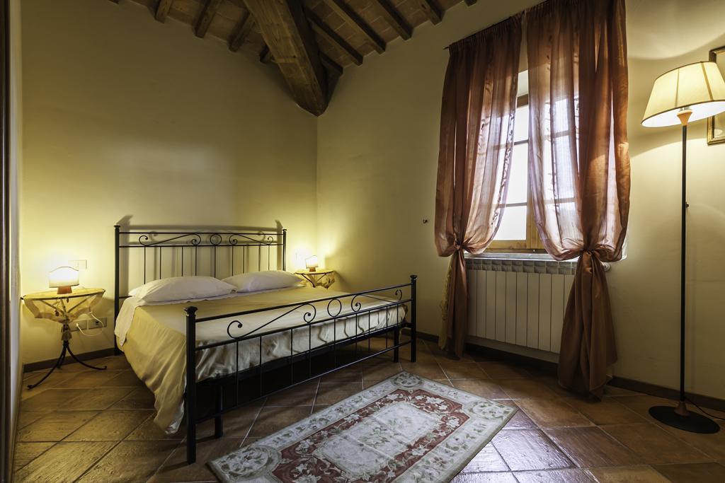 Il Conte Matto Hotel Trequanda Buitenkant foto